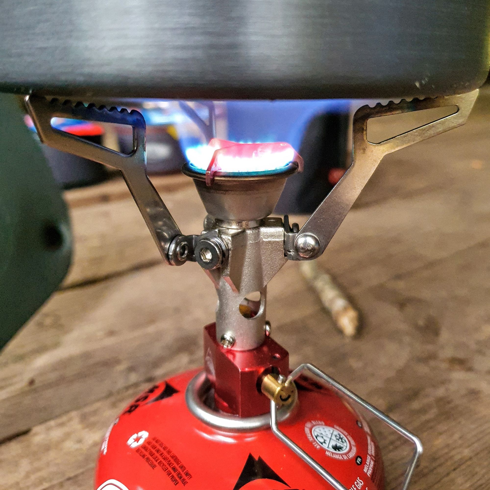 Ett friluftskök som brinner för fullt